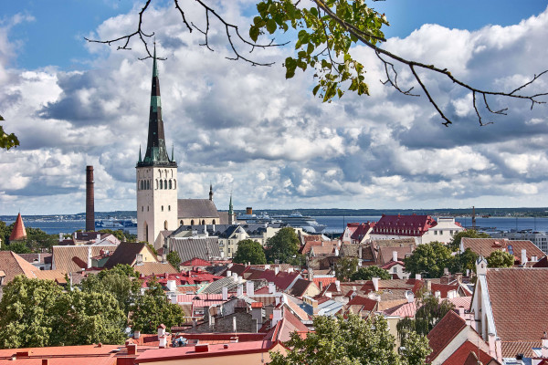 12-Day-Baltic-Road-Trip-Itinerary-a-Journey-Through-Estonia-Latvia-and-Lithuania-01-600x400